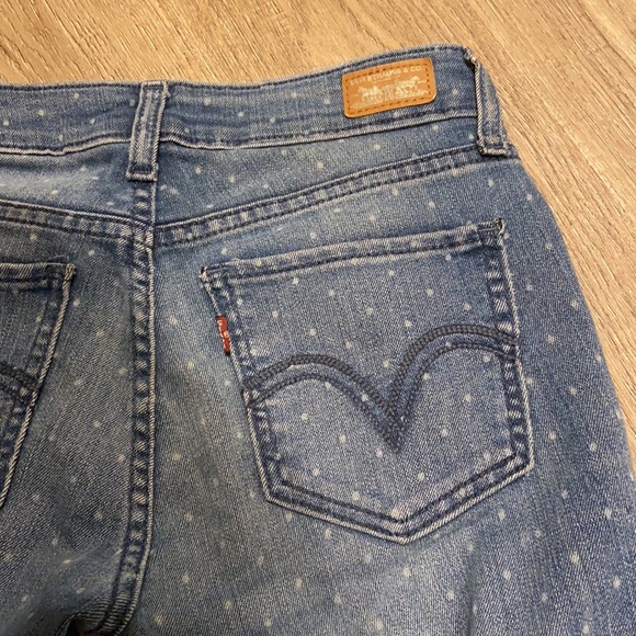 Levi’s Low-Rise Vintage Polka Dot Skinny Jeans - Picture 3 of 6